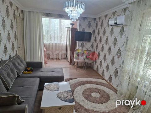 Satılır 2 otaqlı köhnə tikili 32 m²