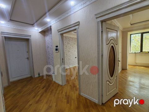 Satılır 3 otaqlı köhnə tikili 78 m² — Bakı