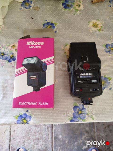 Mikona MV-328 Electronic Flash foto apart ucun 4 x 1.5 batarey ile — Bakı