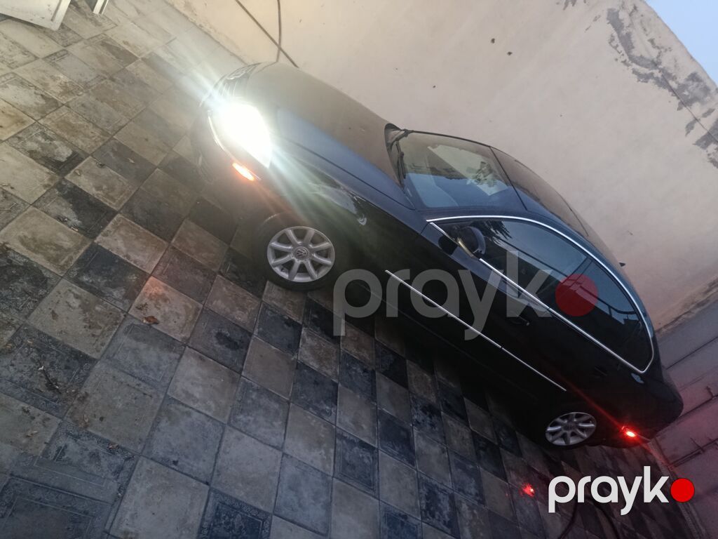 Volkswagen Passat: 1.8 l 2004 il Sedan — Avtomobillər, Mehdiabad (2)