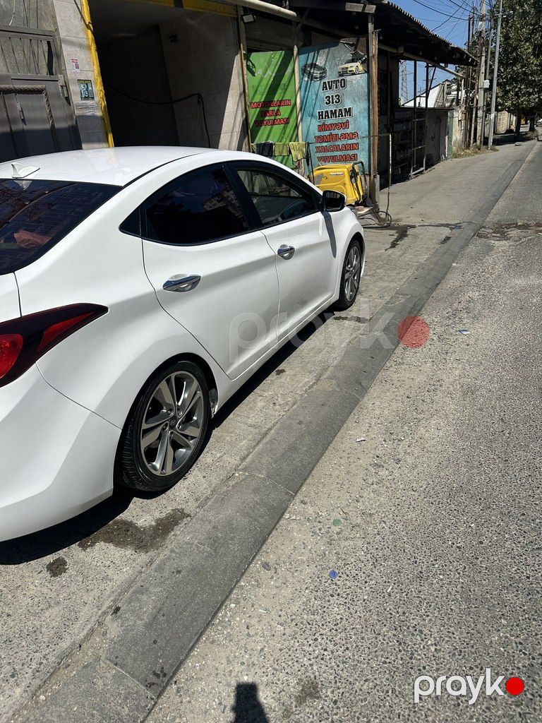 Hyundai Avante, 1.6 L, 2014 il, 270 000 km — Avtomobillər, Bakı (2)