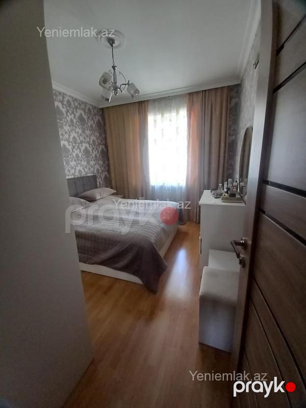 Satılır 2 otaqlı Bina evi menzil (Köhnə tikili), 58.7 m², 10-cu mikrorayon — Mənzil, Sumqayıt (8)
