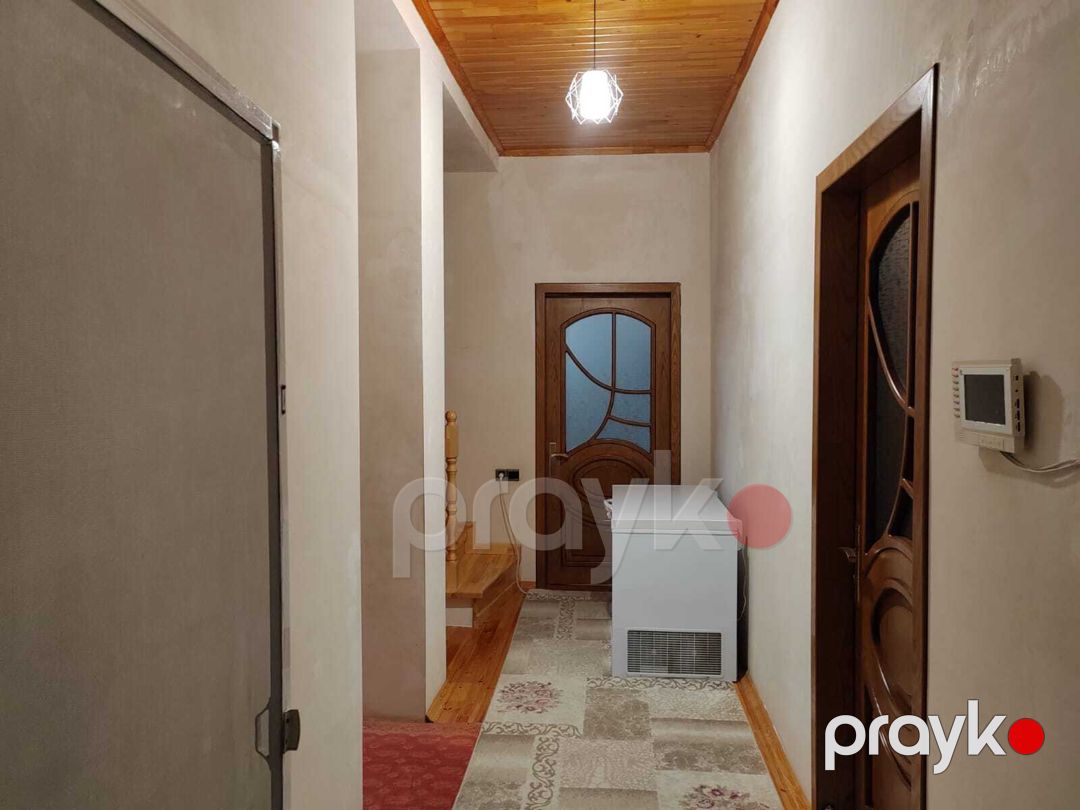 Həyət evi, Səttar Bəhlulzadə küç — Ev, villa, Bakı (8)
