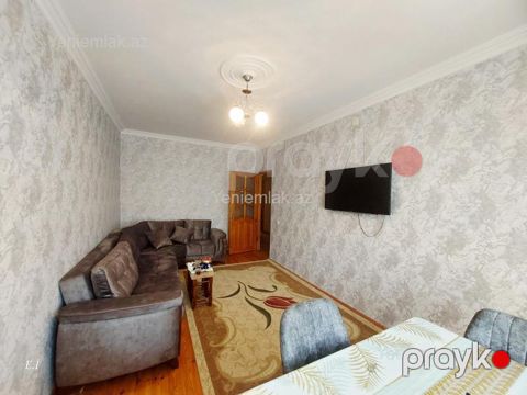 Satılır 3 otaqlı Bina evi menzil (Köhnə tikili), 72 m², 10-cu mikrorayon — Sumqayıt