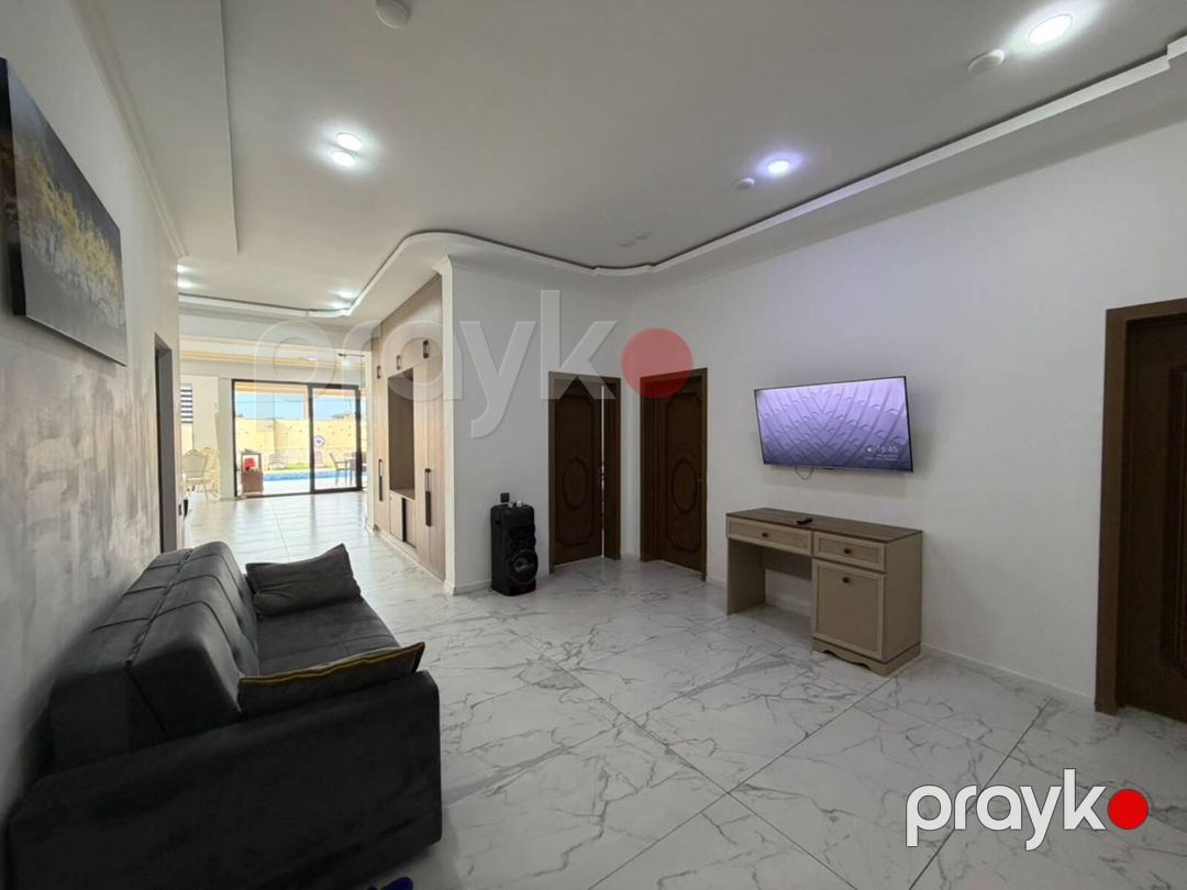 Satılır 4 otaqlı həyət evi/bağ evi 220 m² — Ev, villa, Bakı (7)