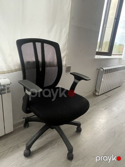 Erqonomik ofis kreslosu - Rəng: qara - Növ: fırlanan ofis kreslosu — Digah