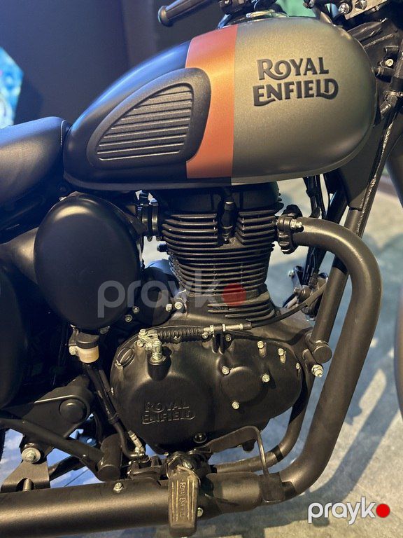 Royal Enfield Classic 350, 350 sm3, 2025 il, yeni — Motosikletlər, Bakı (5)