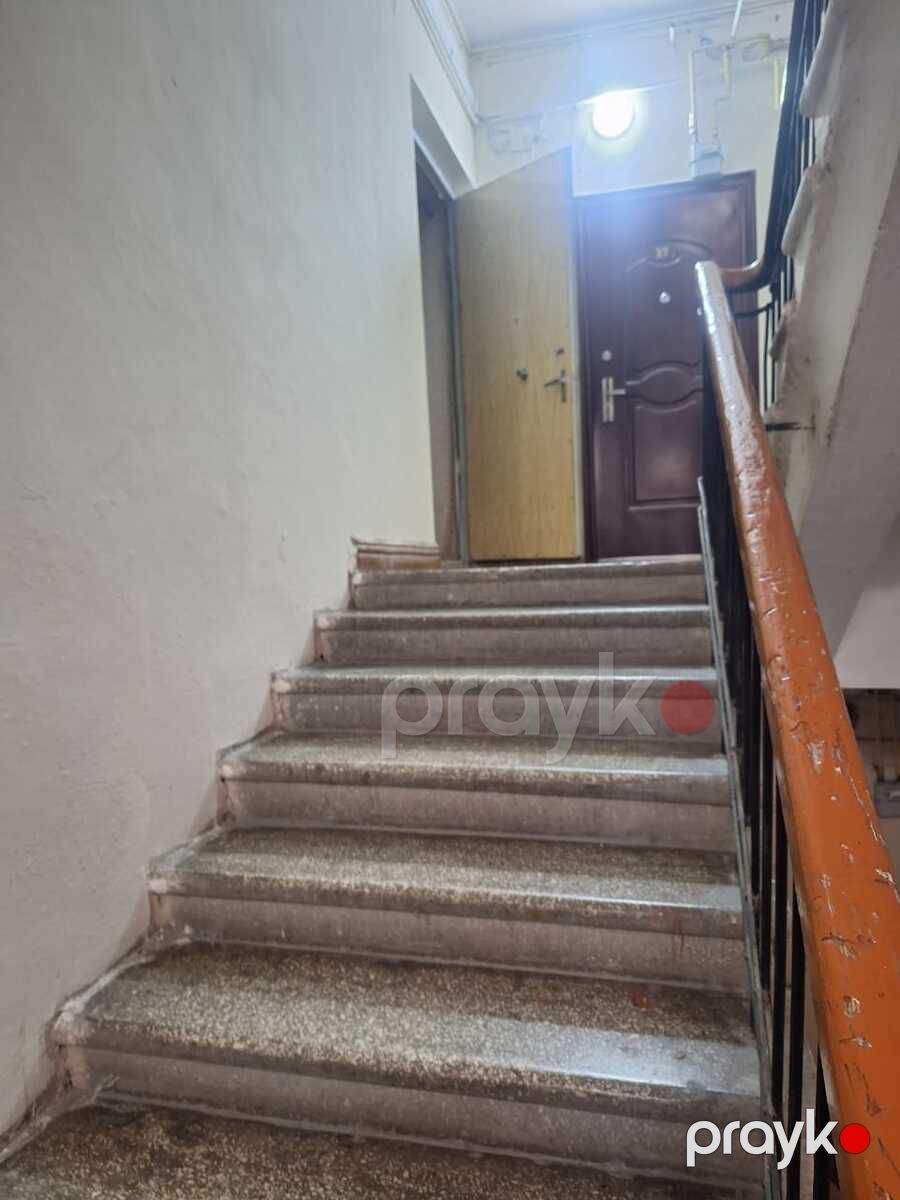 Satılır 2 otaqlı köhnə tikili 55 m² — Mənzil, Bakı (4)