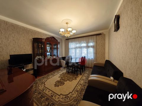 Satılır 2 otaqlı köhnə tikili 60 m² — Bakı