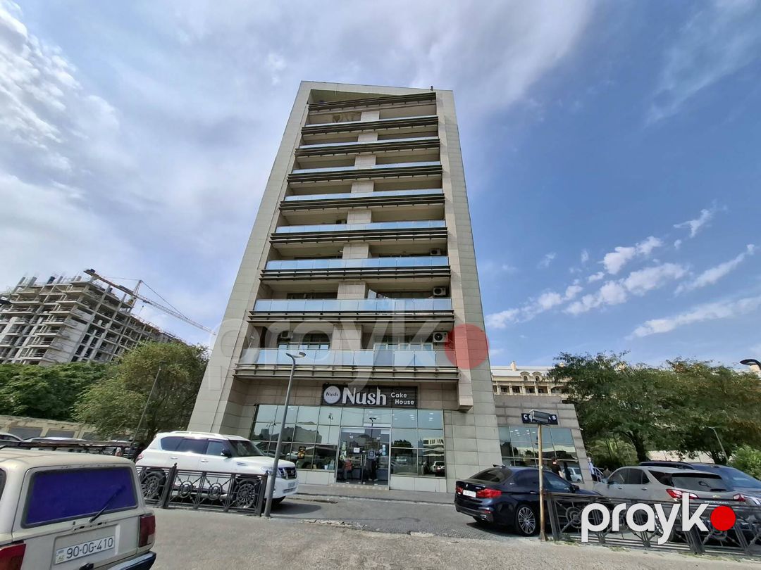 Satılır 2 otaqlı köhnə tikili 47 m² — Mənzil, Bakı (2)