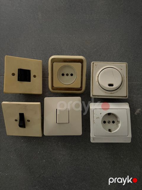 İşıq açarları və elektrik yuvaları — Bakı