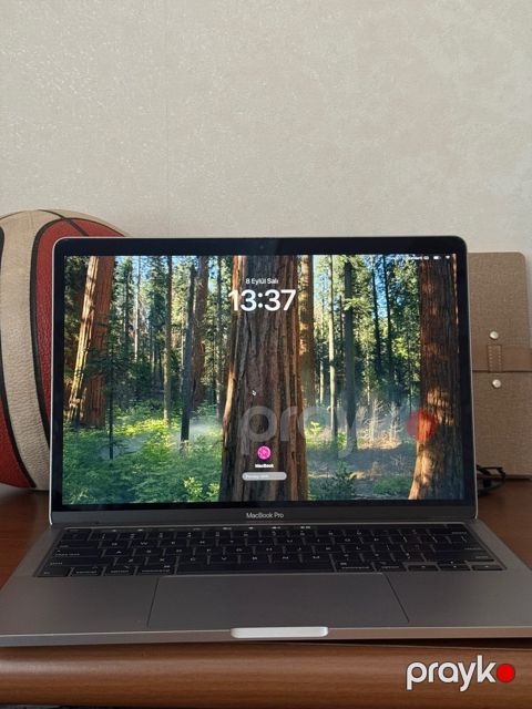 Apple MacBook Pro — Bakı