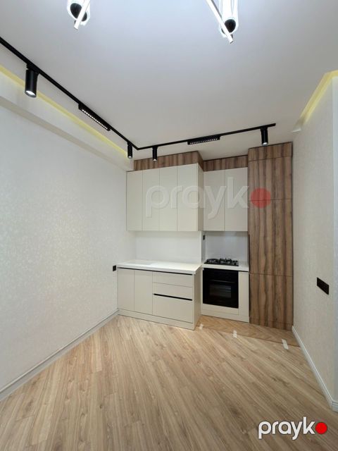 Satılır 2 otaqlı yeni tikili 70 m² — Bakı
