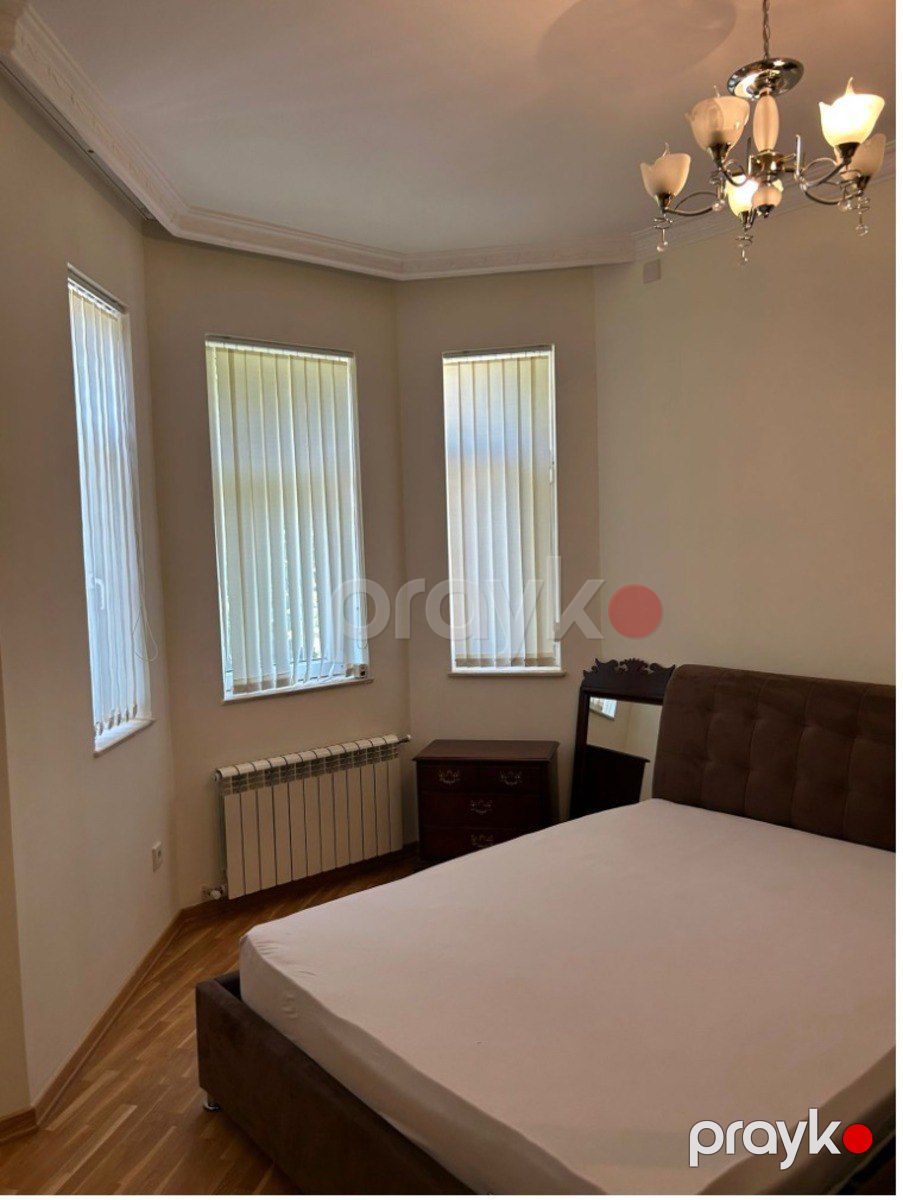 İcarəyə verilir 9 otaqlı həyət evi/bağ evi 420 m² — Ev, villa, Bakı (7)