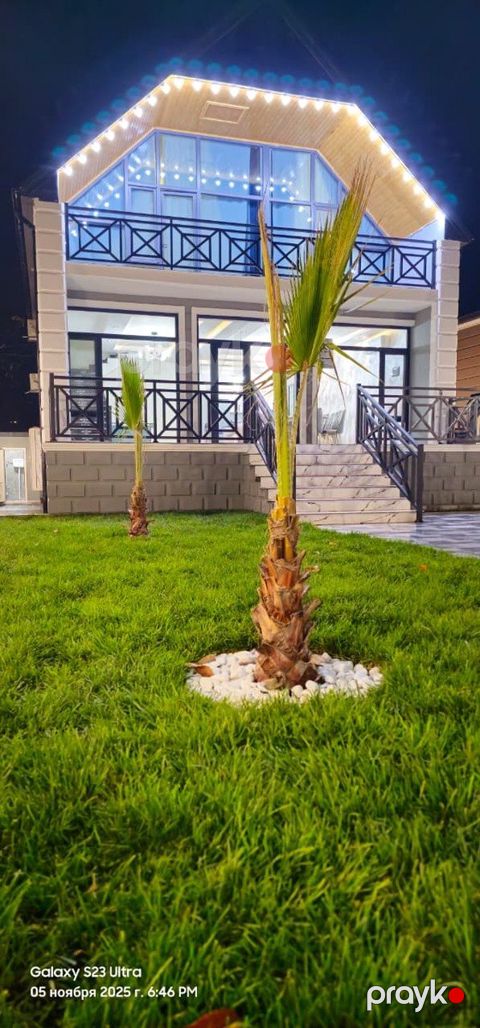 Satılır 4 otaqlı həyət evi/bağ evi 340 m² — Qəbələ
