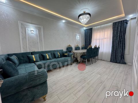 Satılır 2 otaqlı köhnə tikili 65 m² — Bakı