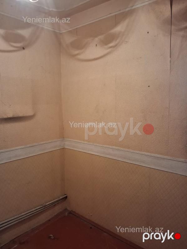 Satılır 1 otaqlı Bina evi menzil (Köhnə tikili), 33 m², 4-cü mikrorayon — Mənzil, Sumqayıt (5)