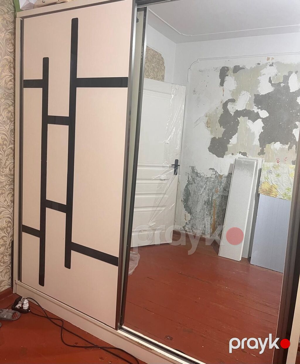 Bazali taxt ve paltar dolabi. Orta veziyyetde. 50 azn — Şkaflar, Sumqayıt (3)