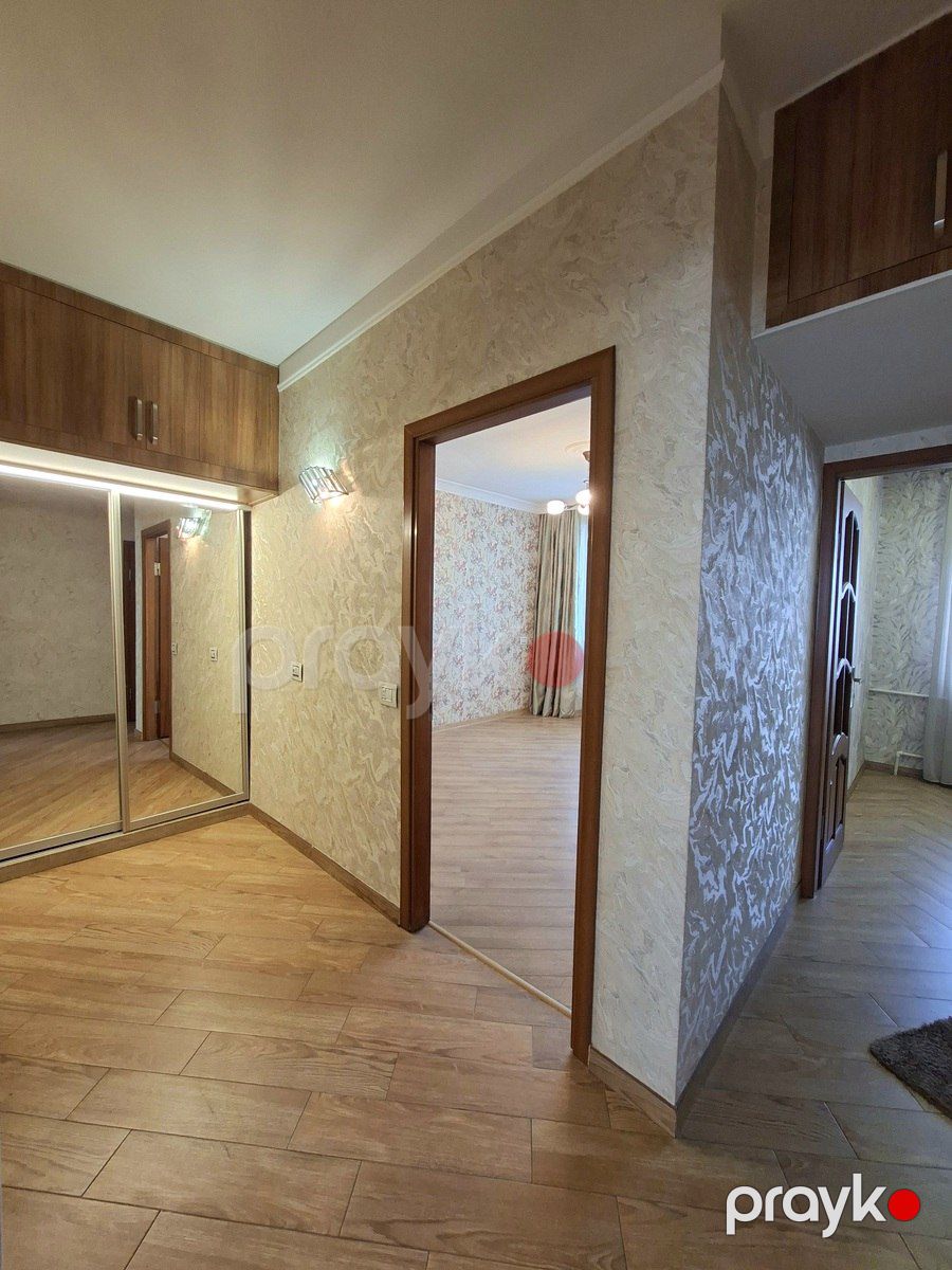 Satılır 2 otaqlı köhnə tikili 65 m² — Mənzil, Bakı (7)