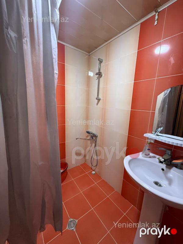 Satılır 1 otaqlı Bina evi menzil (Köhnə tikili), 30 m², 2-ci mikrorayon — Mənzil, Sumqayıt (7)