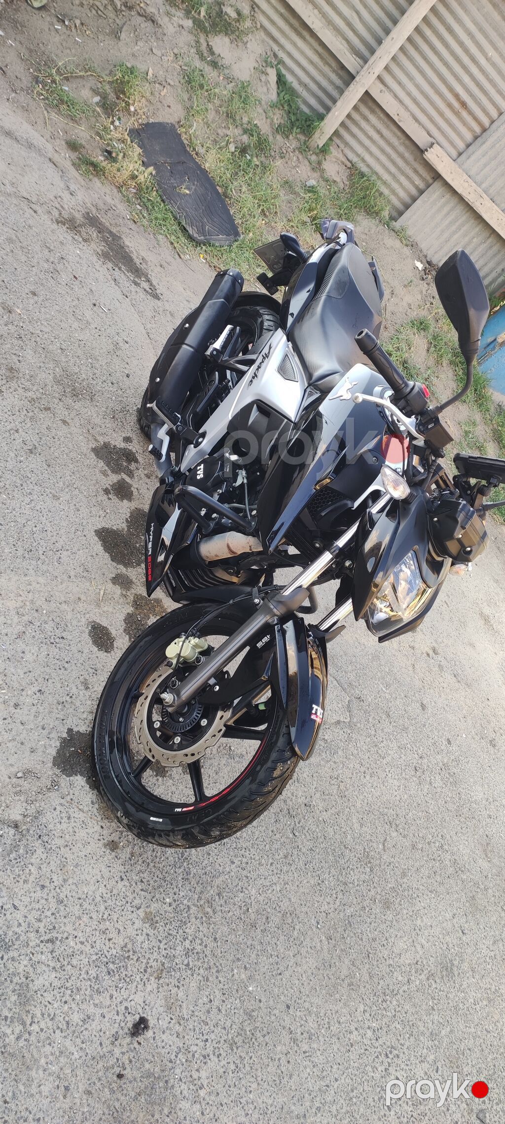 TVS Apache RTR 160 4V motosiklet - Rəng: qara-ağ, idman üslublu — Motosikletlər, Bakı (2)
