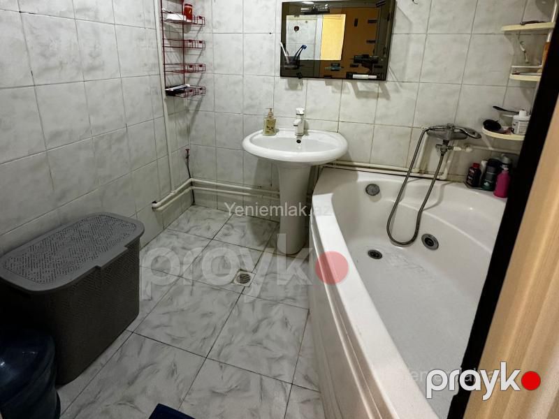 Satılır 2 otaqlı Bina evi menzil (Köhnə tikili), 56 m², 9-cu mikrorayon — Mənzil, Sumqayıt (12)