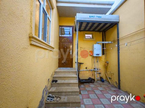 Masazirdaa 6nomreli mektebin yaxinliqindaa yerlesirr ici tam esya ilee — Bakı
