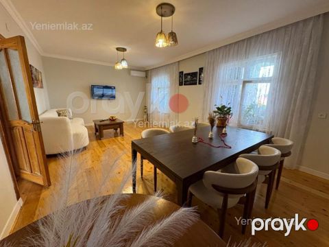 Satılır 5 otaqlı Bina evi menzil (Köhnə tikili), 110 m², Səbail rayonu — Bakı