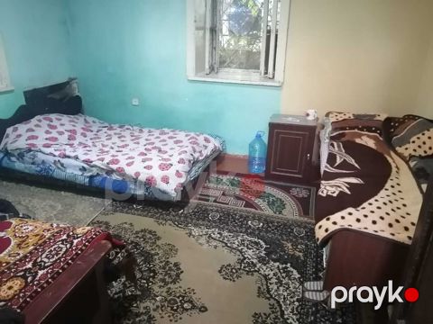 İcarəyə verilir 2 otaqlı köhnə tikili 40 m² — Bakı