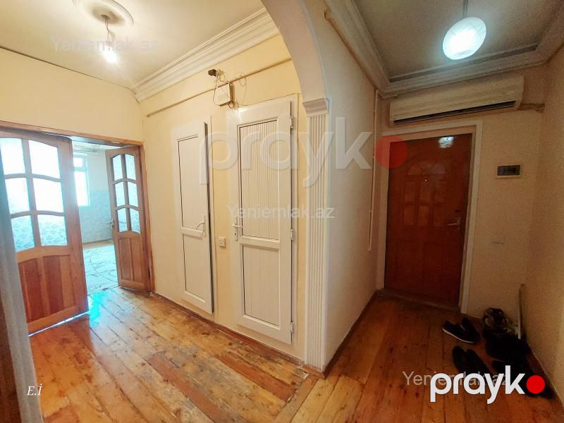 Satılır 3 otaqlı Bina evi menzil (Köhnə tikili), 72 m², 10-cu mikrorayon — Mənzil, Sumqayıt (9)