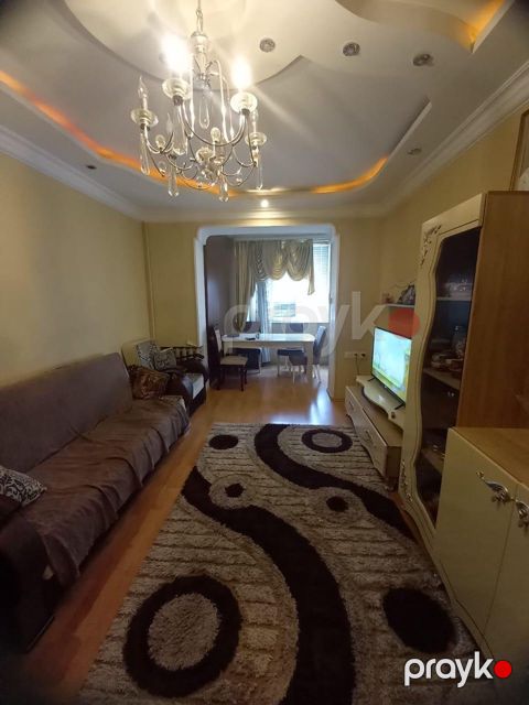 Satılır 3 otaqlı köhnə tikili 61 m² — Bakı