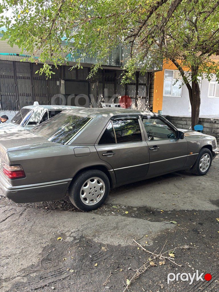 Mercedes E 300, 3.0 L, 1994 il, 413 000 km — Avtomobillər, Göyçay (2)