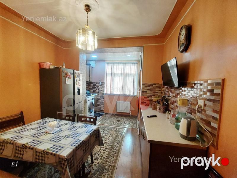 Satılır 3 otaqlı Bina evi menzil (Köhnə tikili), 72 m², 13-cü mikrorayon — Mənzil, Sumqayıt (10)