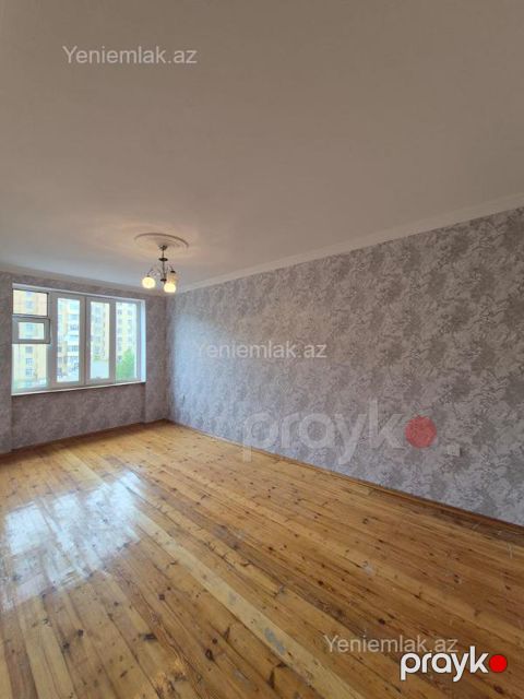 Satılır 3 otaqlı Bina evi menzil (Köhnə tikili), 72 m², 10-cu mikrorayon — Sumqayıt