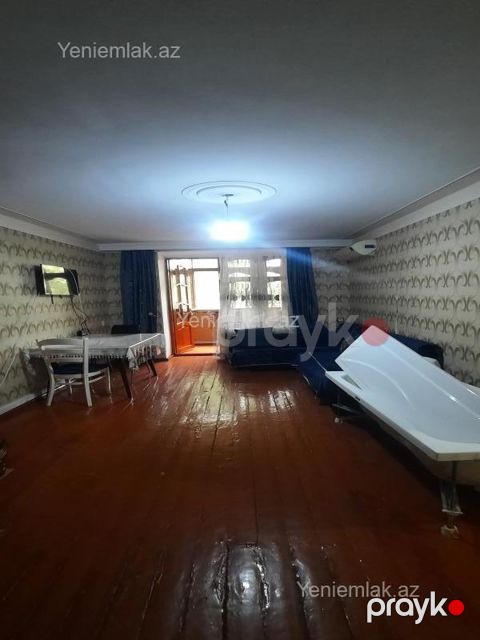 Satılır 2 otaqlı Bina evi menzil (Köhnə tikili), 50 m², 2-ci mikrorayon — Sumqayıt