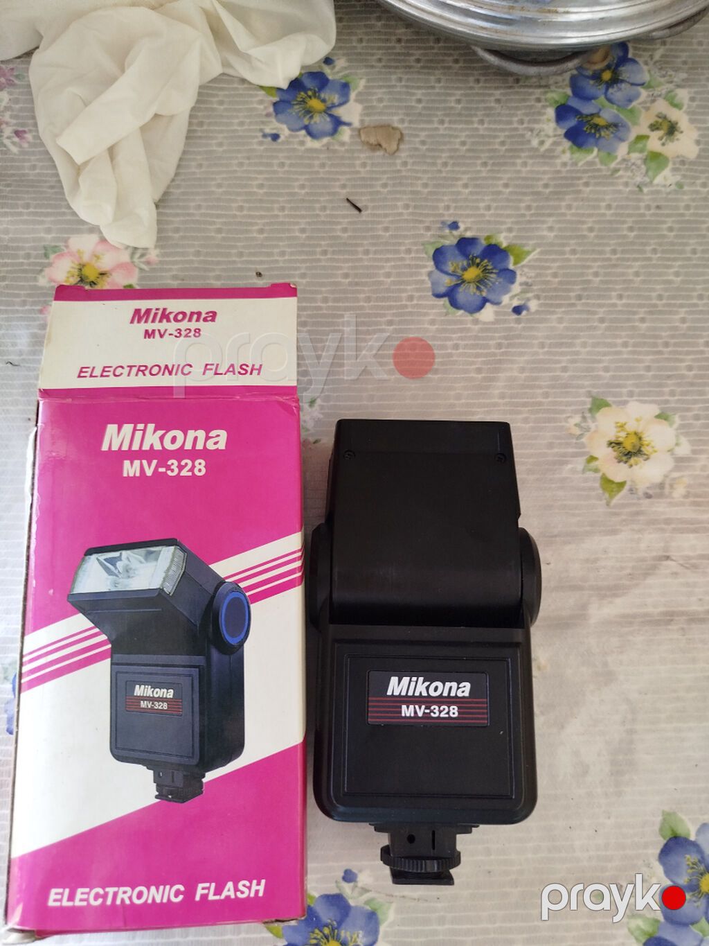 Mikona MV-328 Electronic Flash foto apart ucun 4 x 1.5 batarey ile — İşıq avadanlığı və aksesuarlar, Bakı (9)