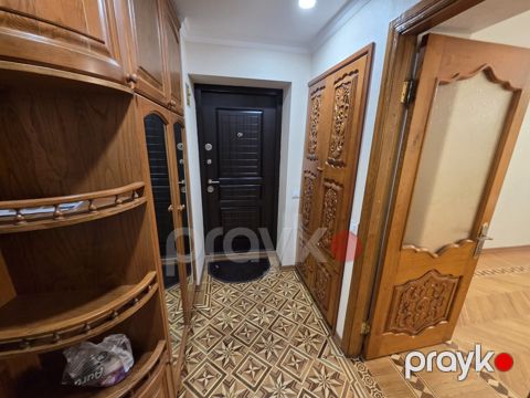 İcarəyə verilir 3 otaqlı köhnə tikili 90 m² — Bakı