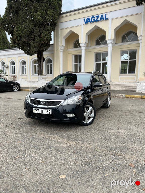 Kia Ceed SW, 1.6 L, 2010 il, 311 000 km — Avtomobillər, Lənkəran (2)