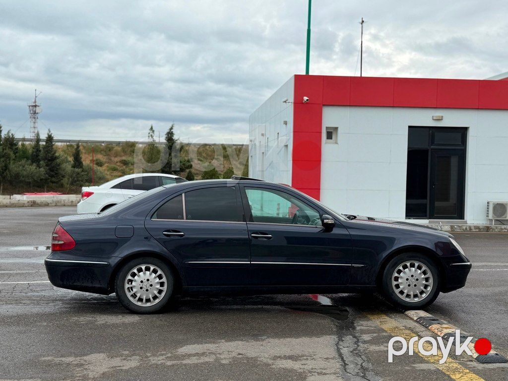 Mercedes E 220, 2.2 L, 2004 il, 272 345 km — Avtomobillər, Bakı (4)