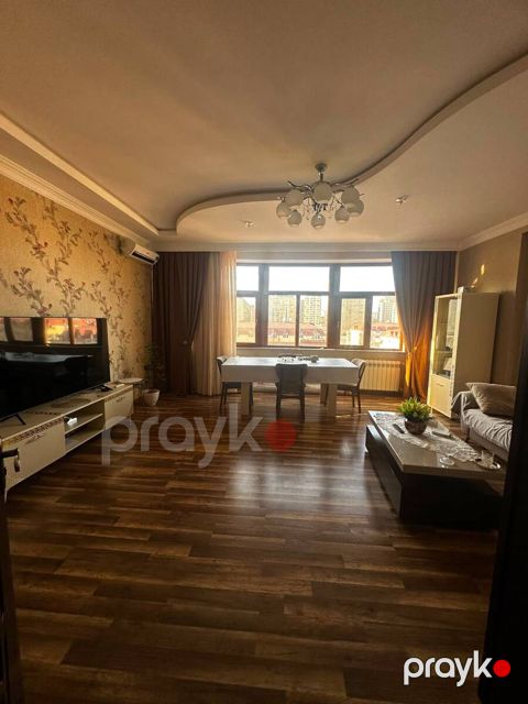 Satılır 3 otaqlı yeni tikili 137 m²