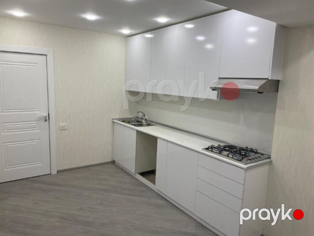 Satılır 2 otaqlı köhnə tikili 70 m² — Mənzil, Bakı (6)