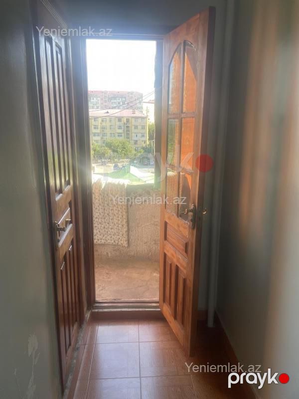 Satılır 3 otaqlı Bina evi menzil (Köhnə tikili), 70 m², 17-ci mikrorayon — Mənzil, Sumqayıt (12)