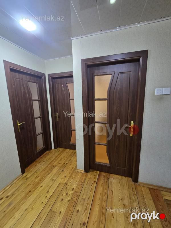 Satılır 3 otaqlı Bina evi menzil (Köhnə tikili), 64 m², 8-ci mikrorayon — Mənzil, Sumqayıt (9)