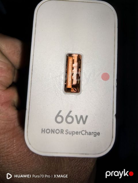 Orijinal qutudan çıxan Honor SuperCharge 66W Adapter. Honor — Bakı