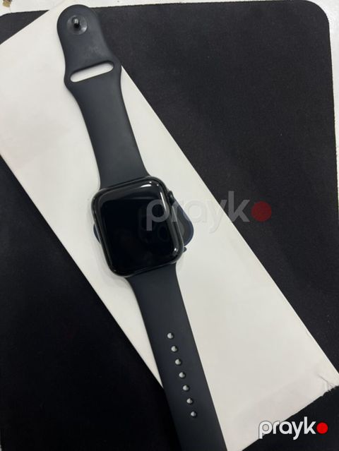 Apple watch se2/44 modeli 95% pil.sınıq cızıq yoxdu,tam vinil — Qobu