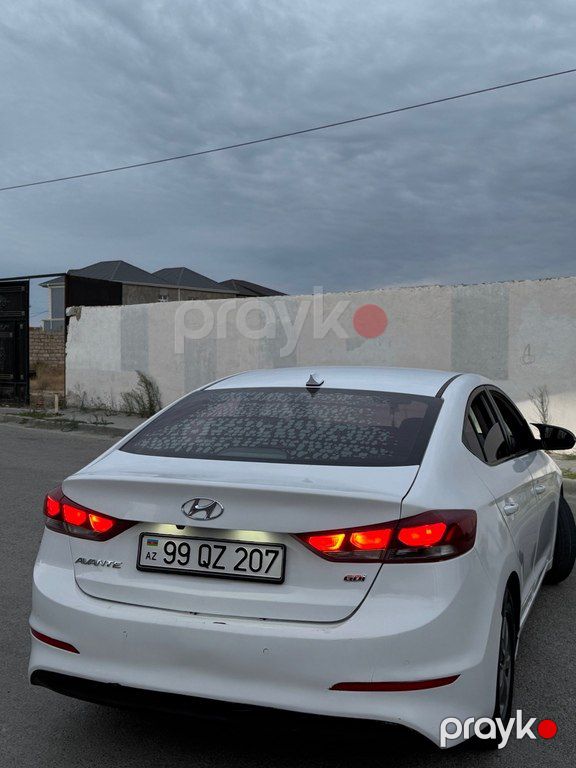 Hyundai Avante, 1.6 L, 2016 il, 250 000 km — Avtomobillər, Bakı (3)