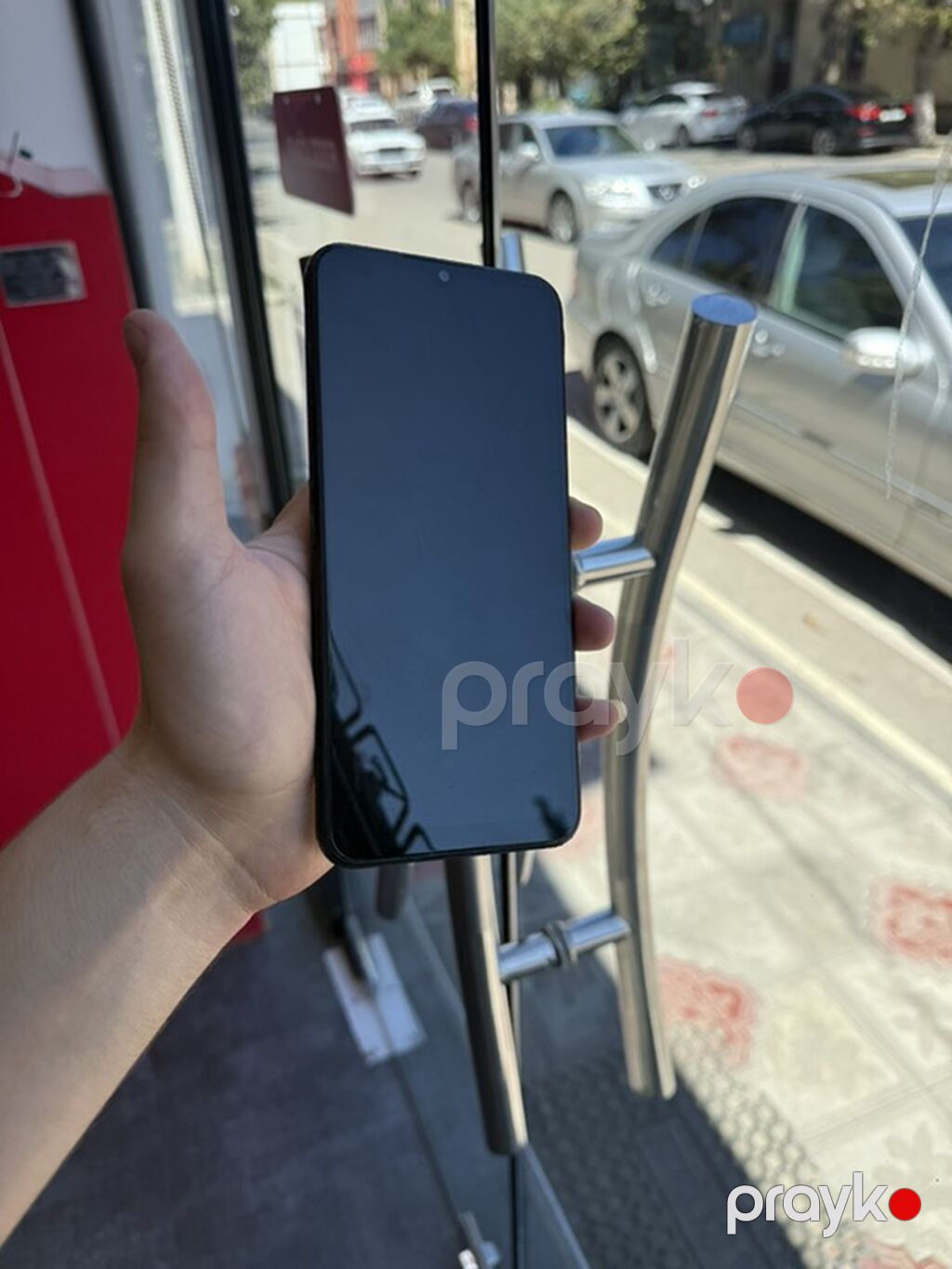 Smartfon – qara rəngdə, timsah naxışlı arxa örtükli - Ekran: tam ön — Digər smartfonlar, Qazax (2)