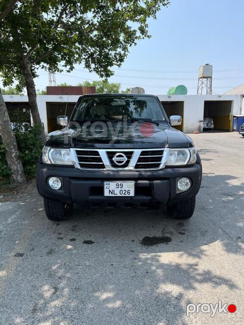Nissan Patrol, 4.8 L, 2004 il, 350 000 km — Bakı