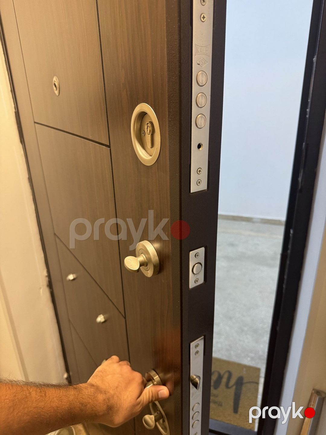 Seyf qapı — Təmir və inşaat, Bakı (4)