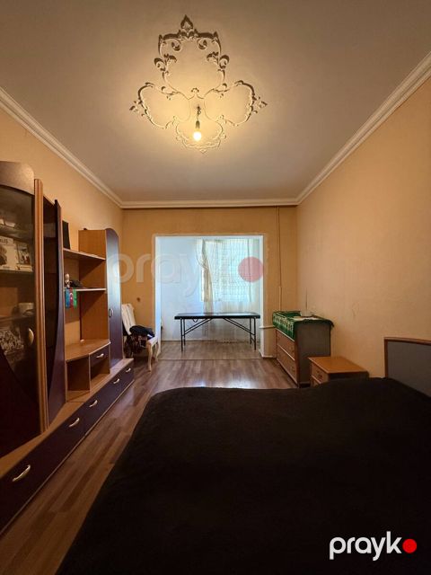 Satılır 3 otaqlı köhnə tikili 80 m² — Bakı